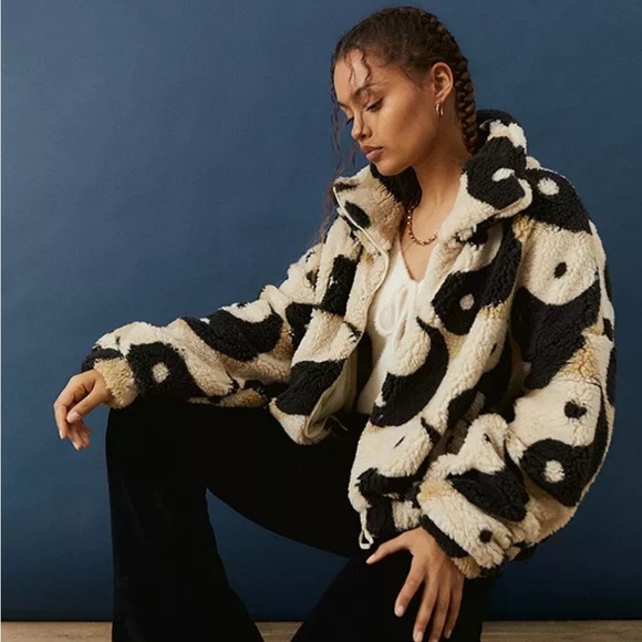 Urban Outfitters Jackets & Blazers - Bold Sherpa Olivia Yin Yang Jacket